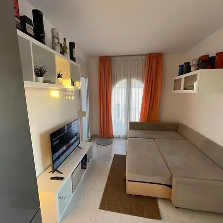 Sunset View Penthouse Unforgettable Getaway New In Lloret-de-mar Апартаменты *