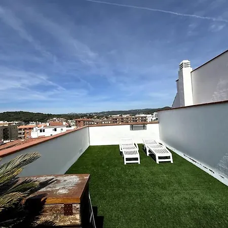 Апартаменты Sunset View Penthouse Unforgettable Getaway New In Lloret-de-mar