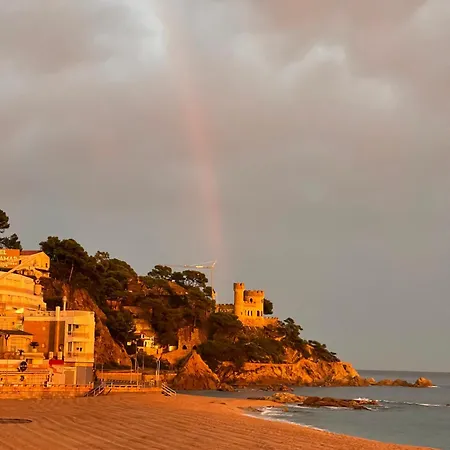 Sunset View Penthouse Unforgettable Getaway New In Lloret-de-mar Апартаменты *